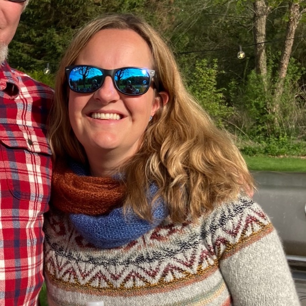 Meet your Posher, Robyn